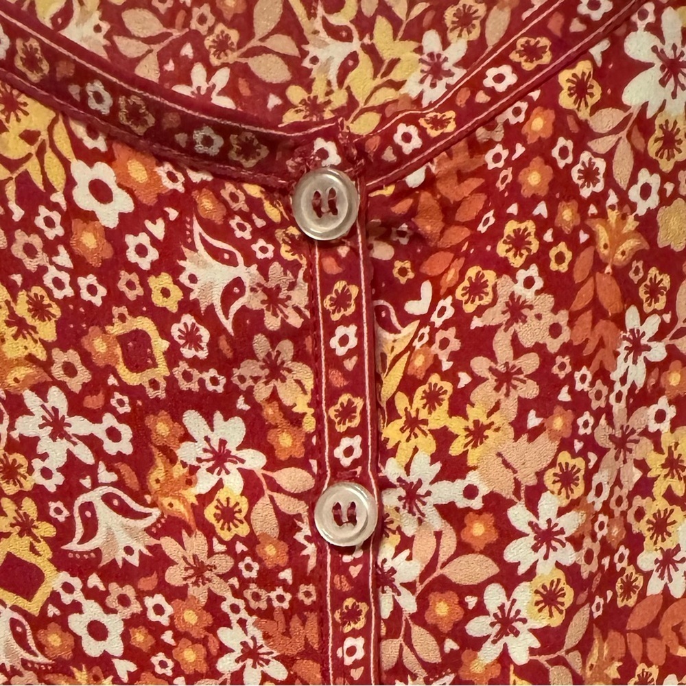 Max Studio Floral Red Women's Top - Picture 5 of 6